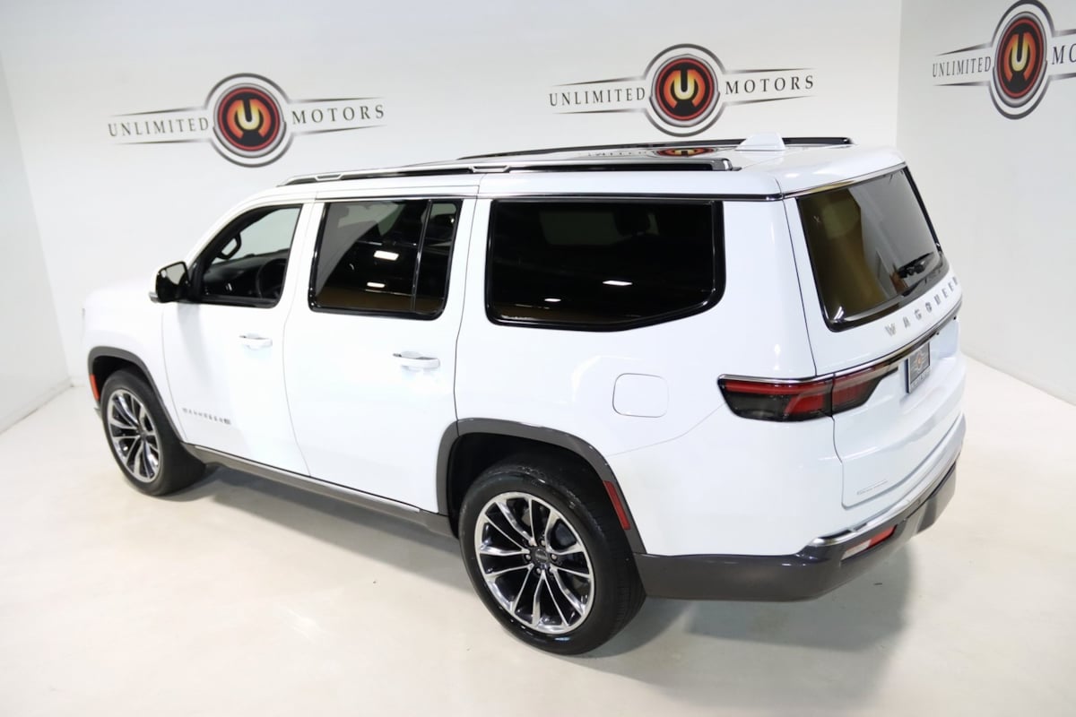 2022 Jeep Wagoneer Series III photo 7