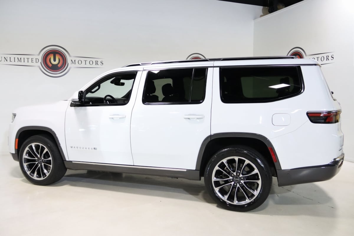 2022 Jeep Wagoneer Series III photo 26