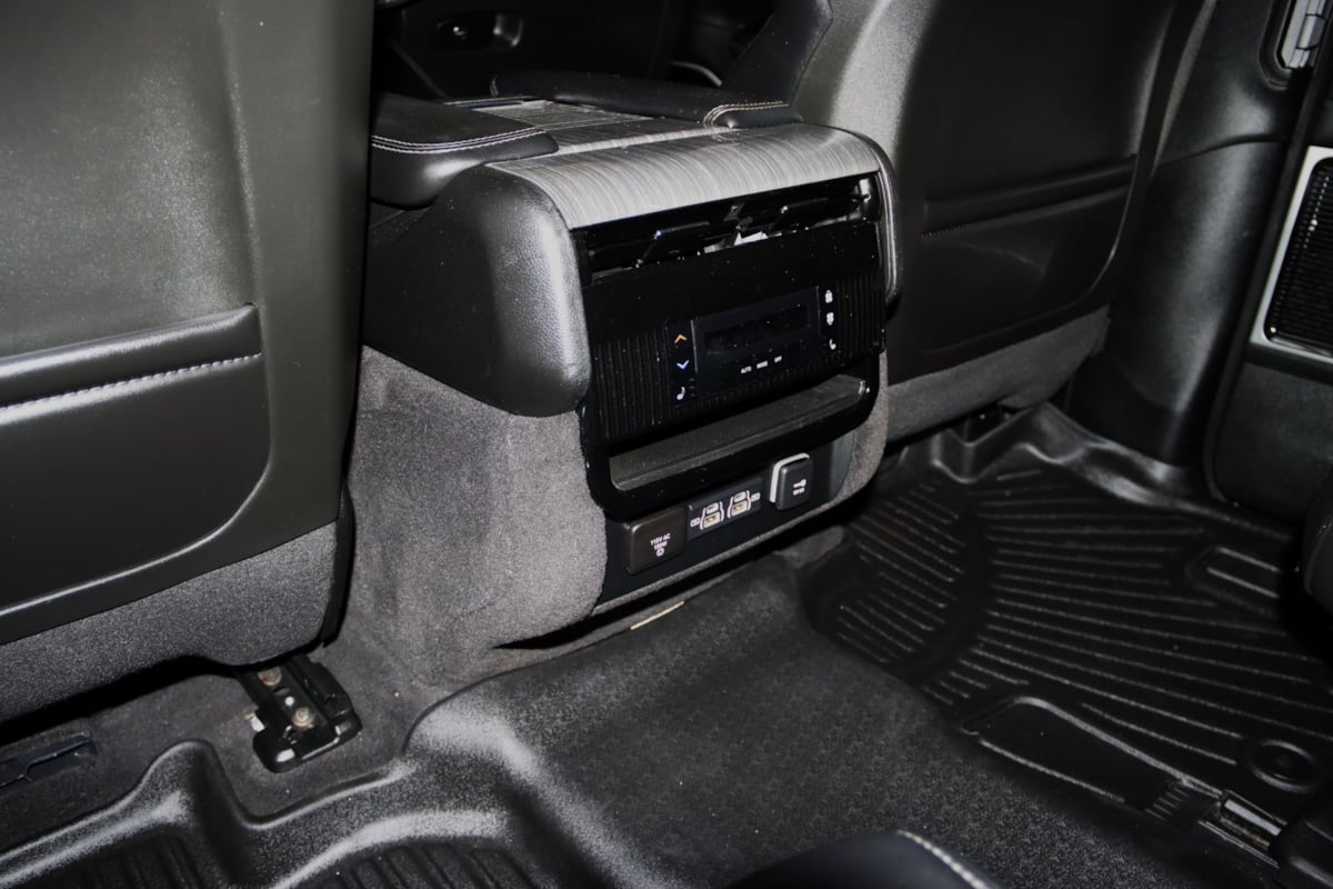 2022 Jeep Wagoneer Series III photo 53