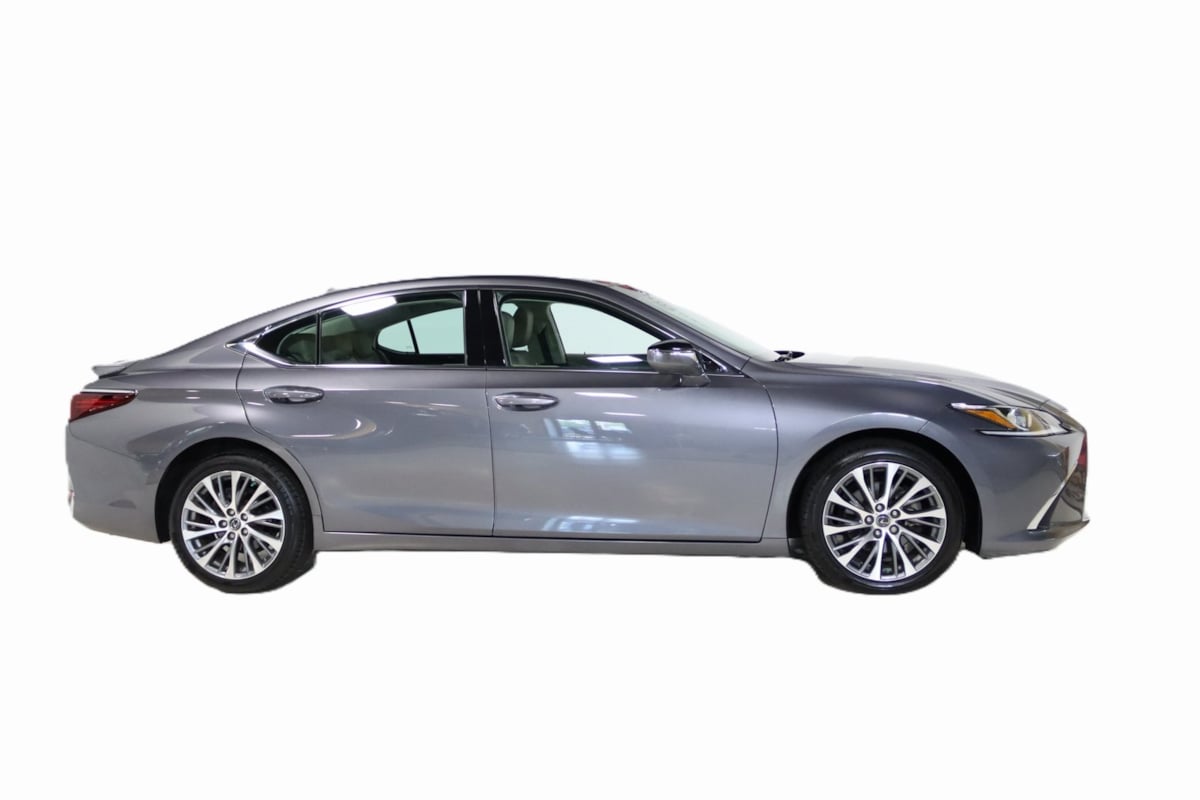 2021 Lexus ES 250 photo 4