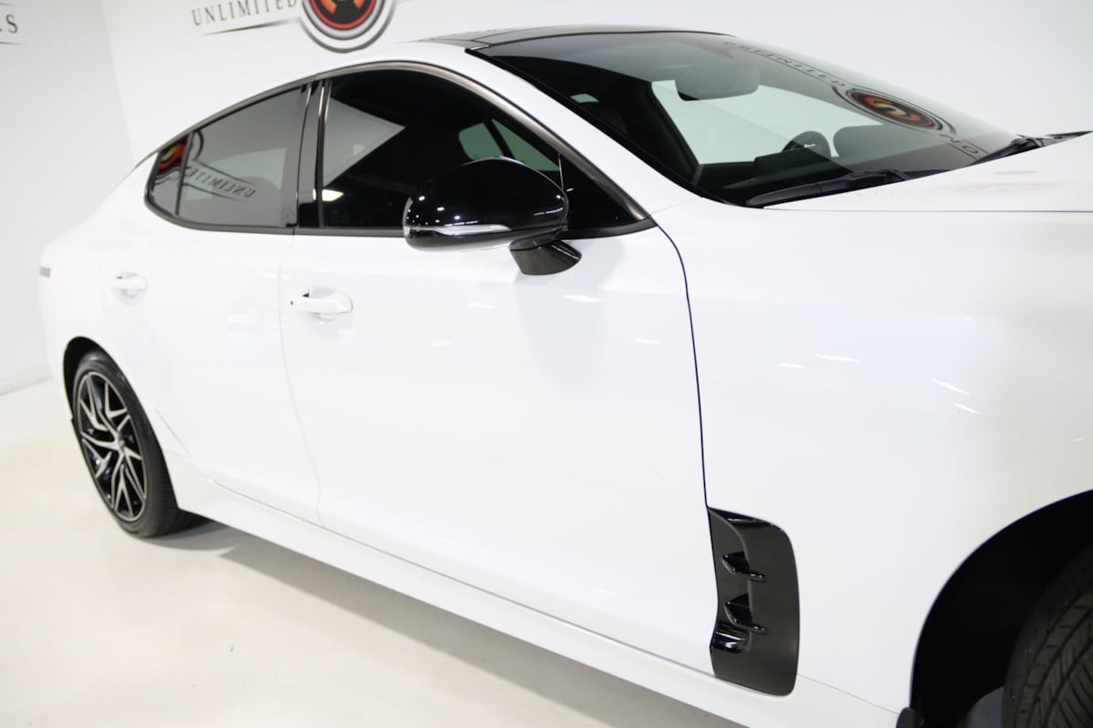 2023 Kia Stinger GT-Line photo 7