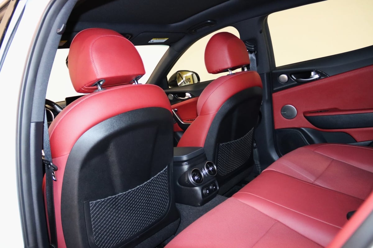 2023 Kia Stinger GT-Line photo 40