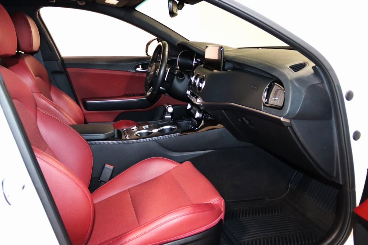 2023 Kia Stinger GT-Line photo 42