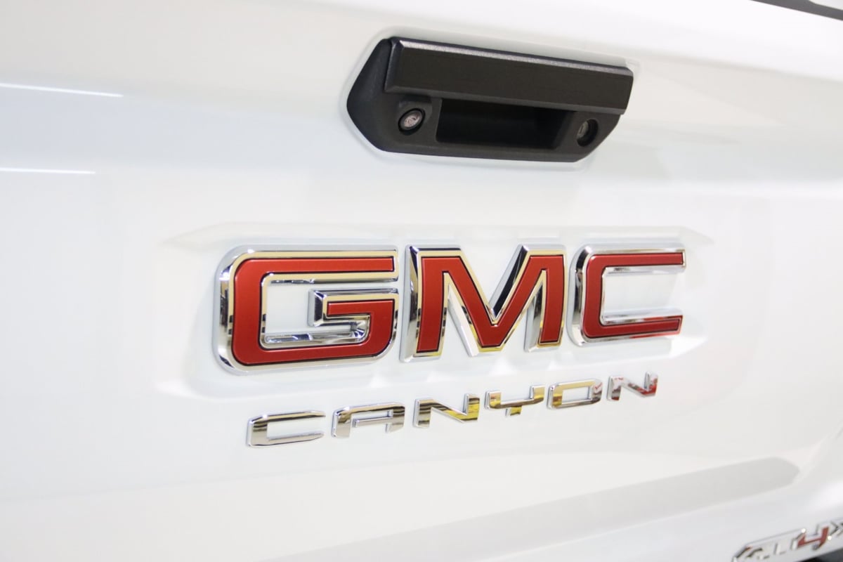 2023 Gmc Canyon AT4X photo 17