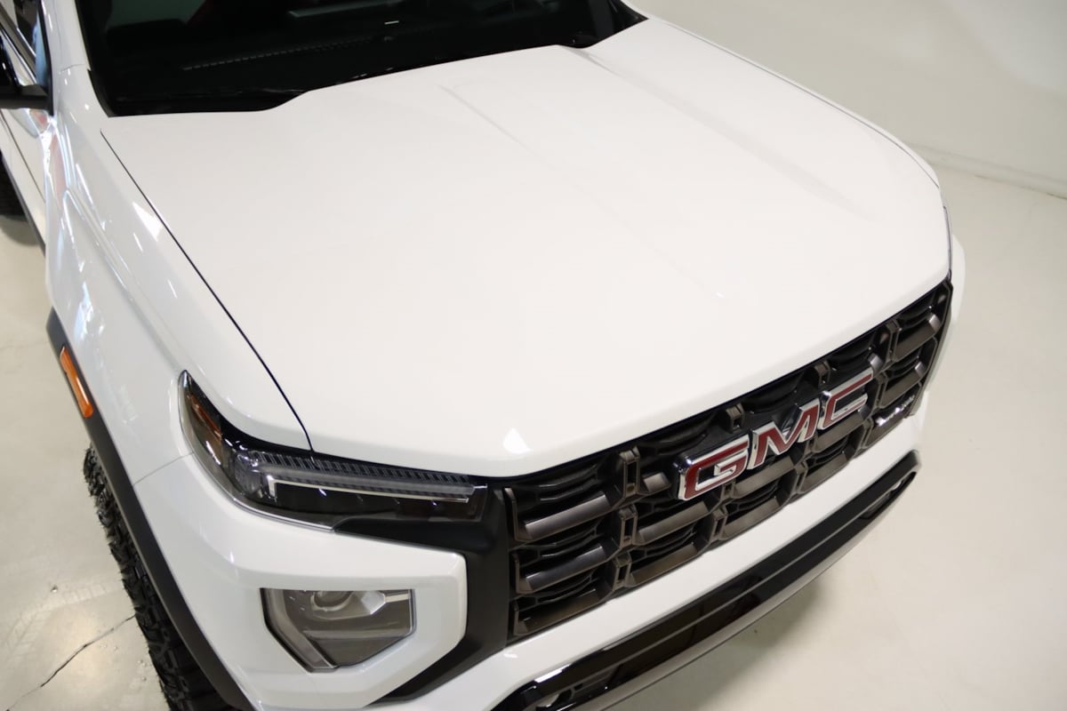 2023 Gmc Canyon AT4X photo 23