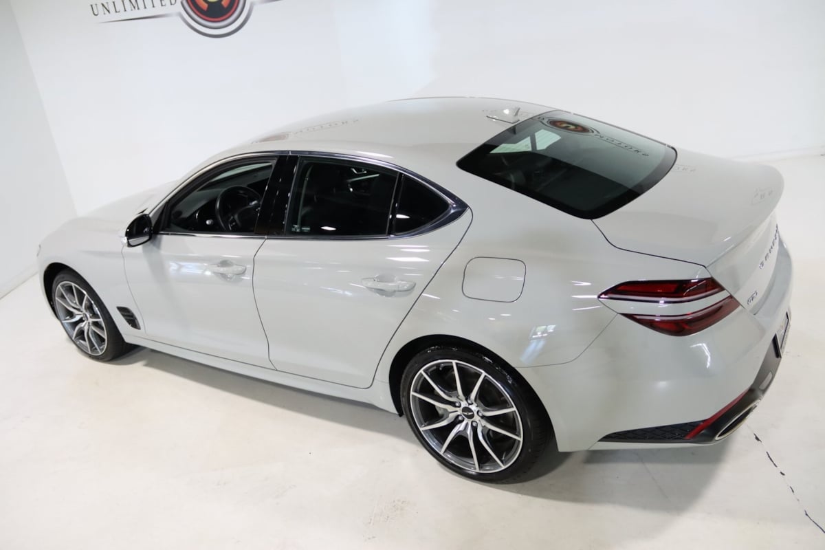 2025 Genesis G70 2.5T photo 4