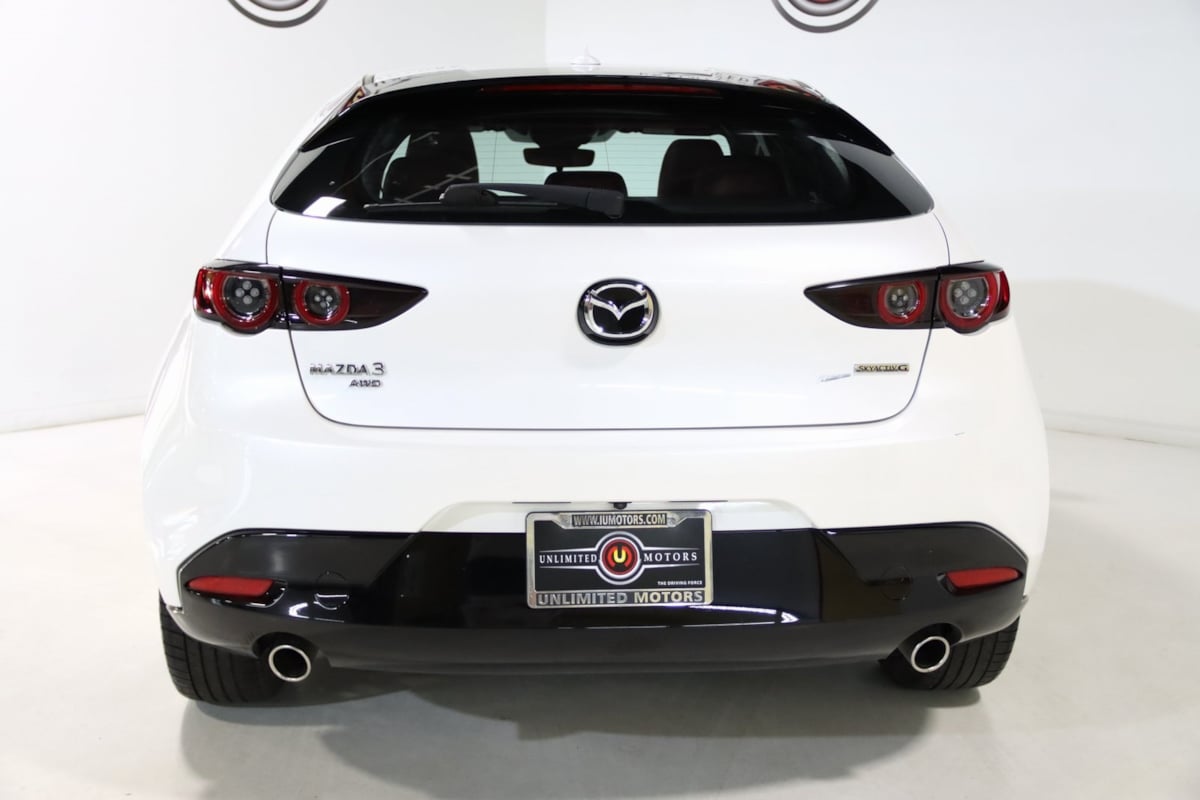 2020 Mazda Mazda3 Hatchback Premium photo 12