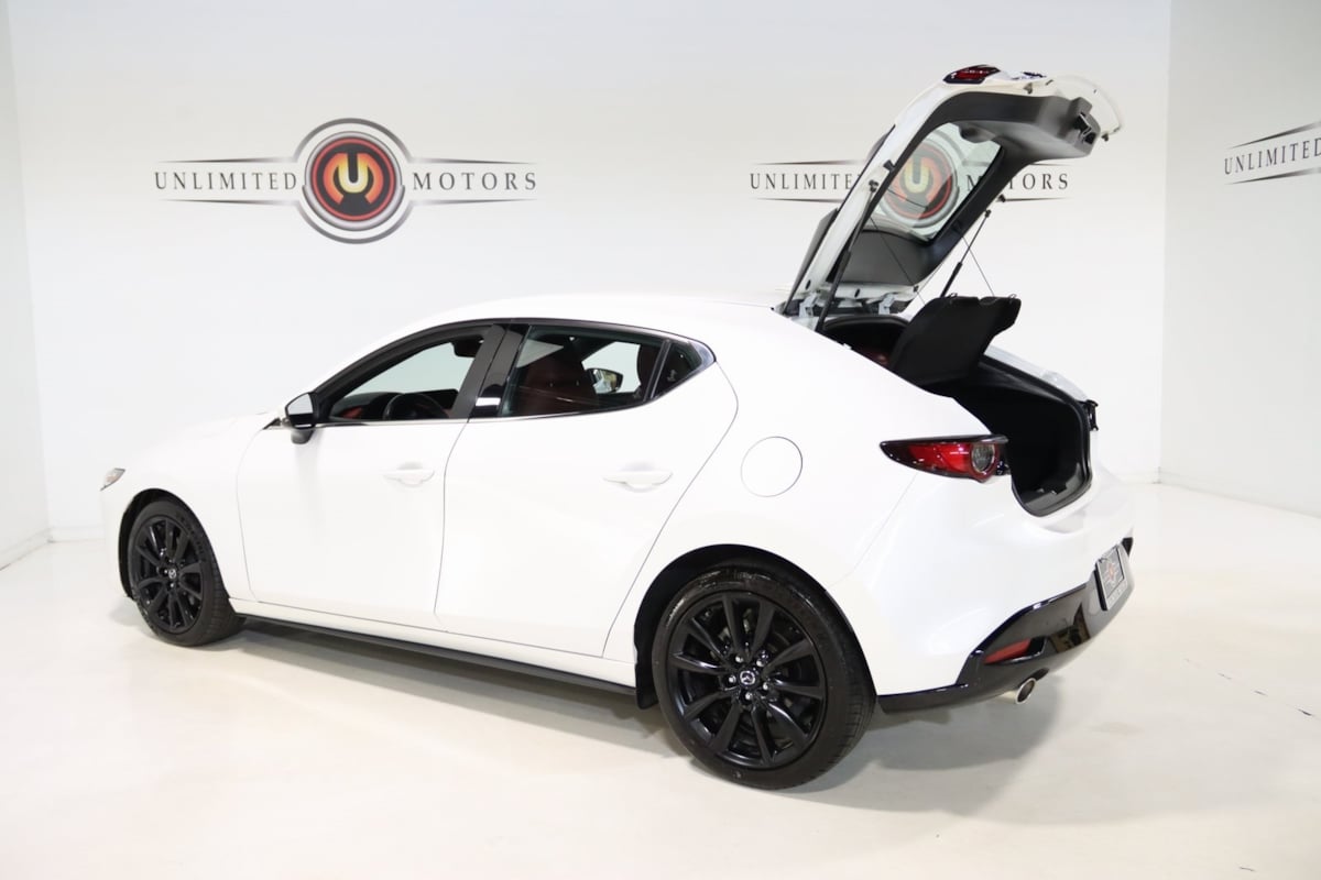 2020 Mazda Mazda3 Hatchback Premium photo 13