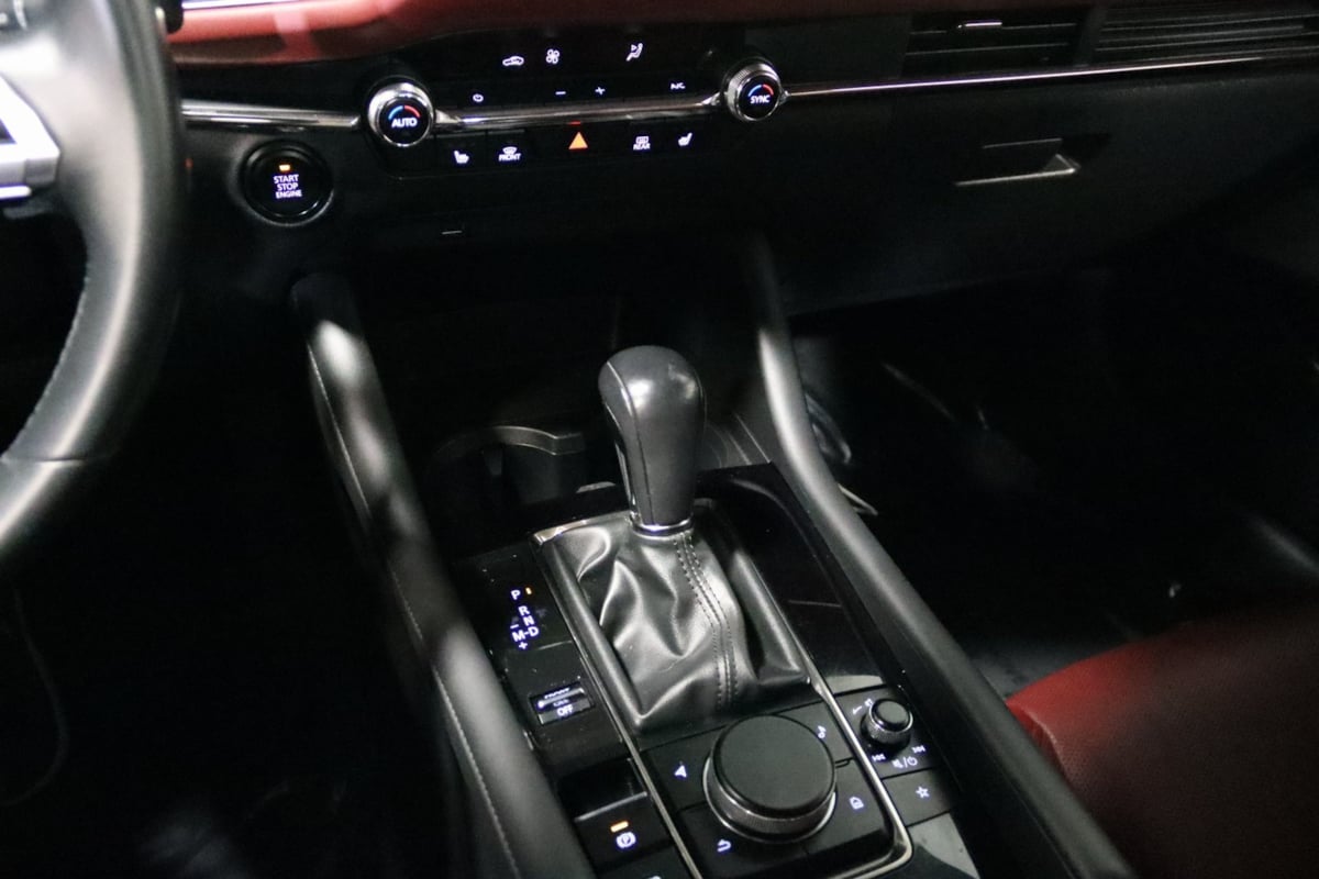 2020 Mazda Mazda3 Hatchback Premium photo 26