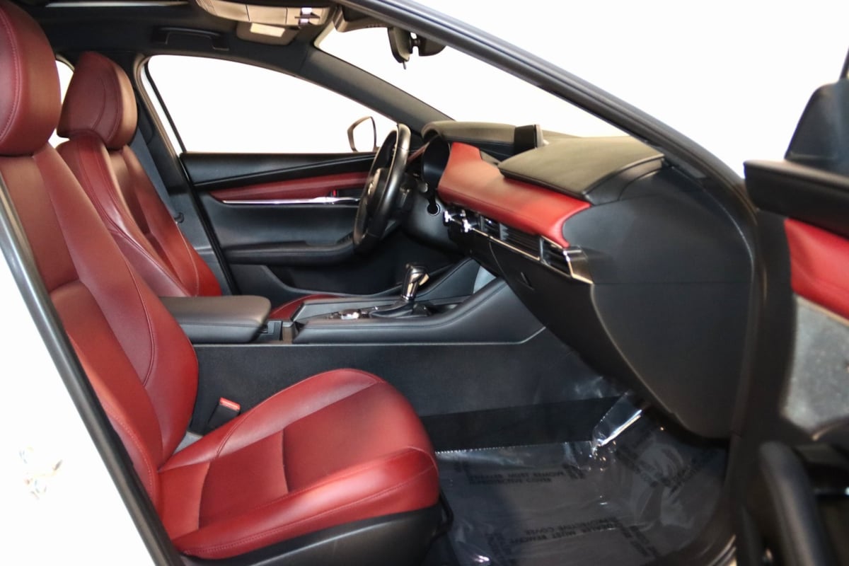 2020 Mazda Mazda3 Hatchback Premium photo 36
