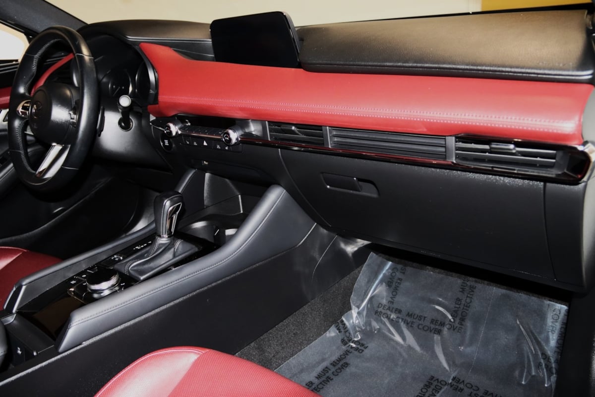 2020 Mazda Mazda3 Hatchback Premium photo 39