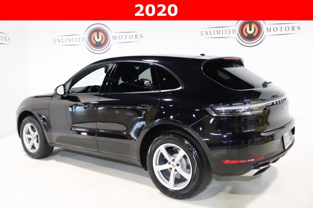 2020 Porsche Macan photo 2