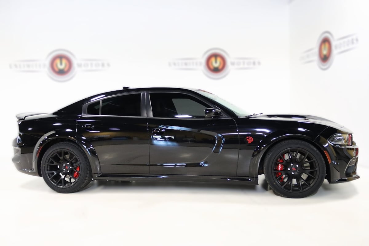2023 Dodge Charger SRT8 Hellcat Widebody photo 3