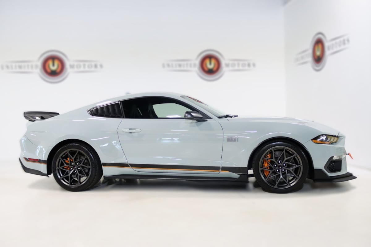 2021 Ford Mustang Mach 1 photo 4