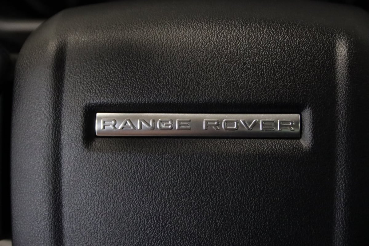 2016 Land Rover Range Rover Sport HSE photo 32