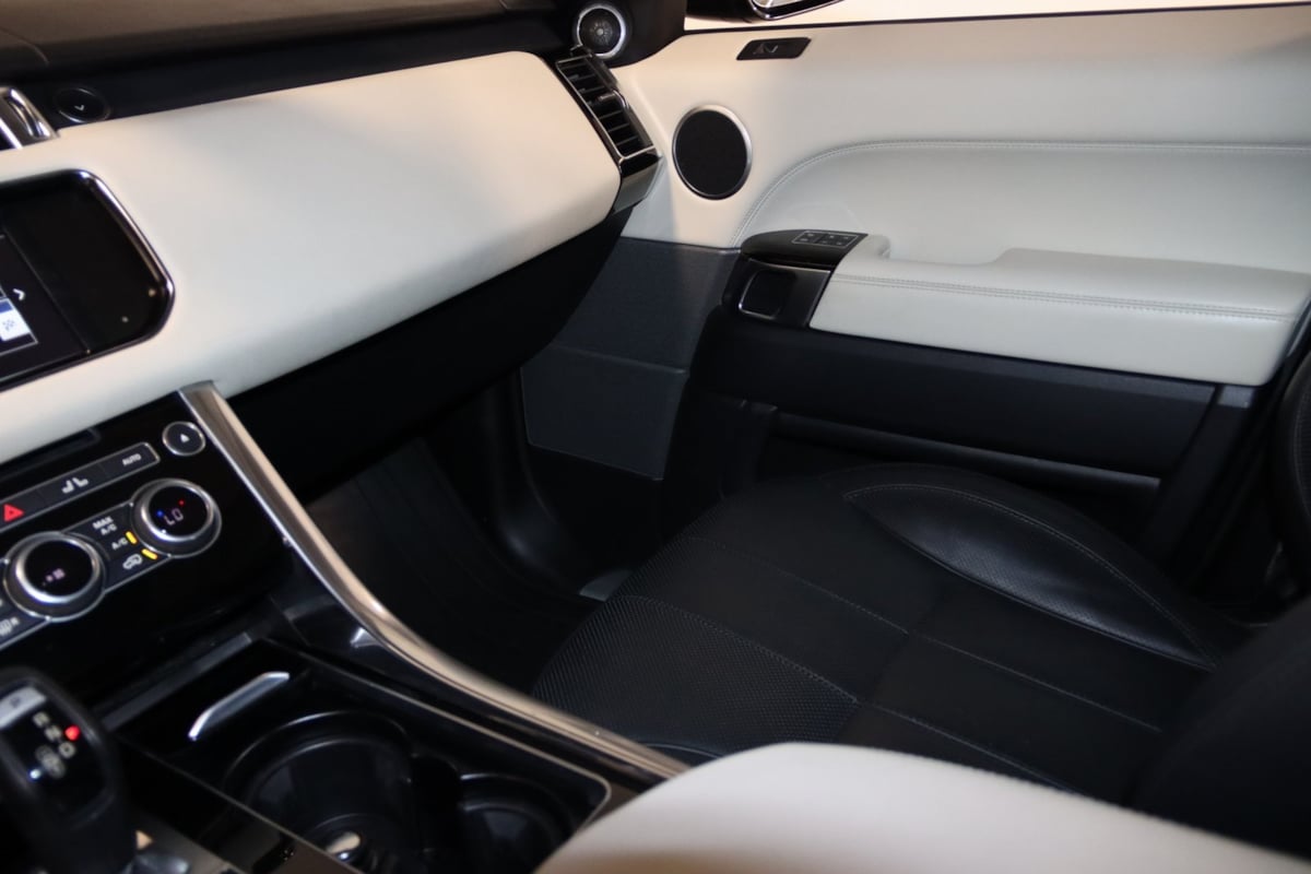 2016 Land Rover Range Rover Sport HSE photo 39
