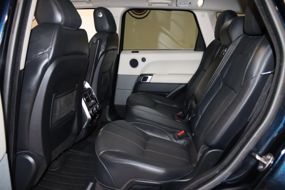 2016 Land Rover Range Rover Sport HSE photo 42