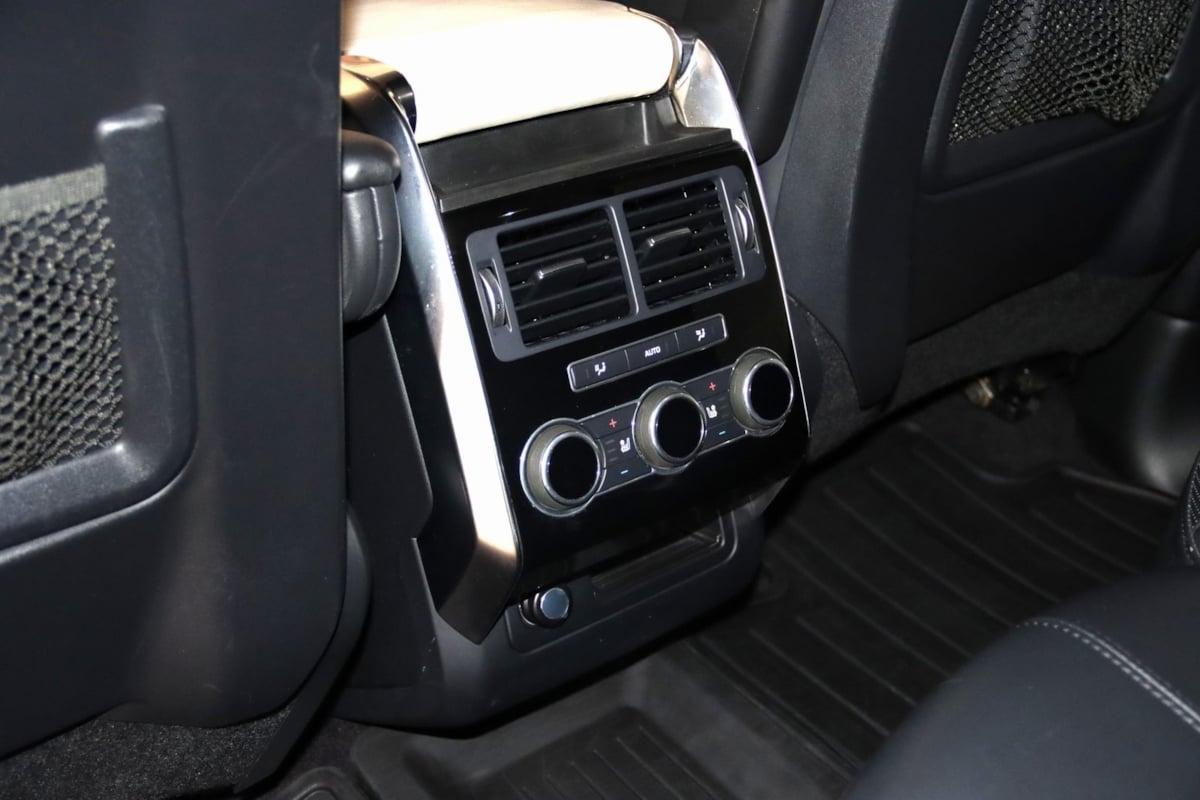 2016 Land Rover Range Rover Sport HSE photo 44