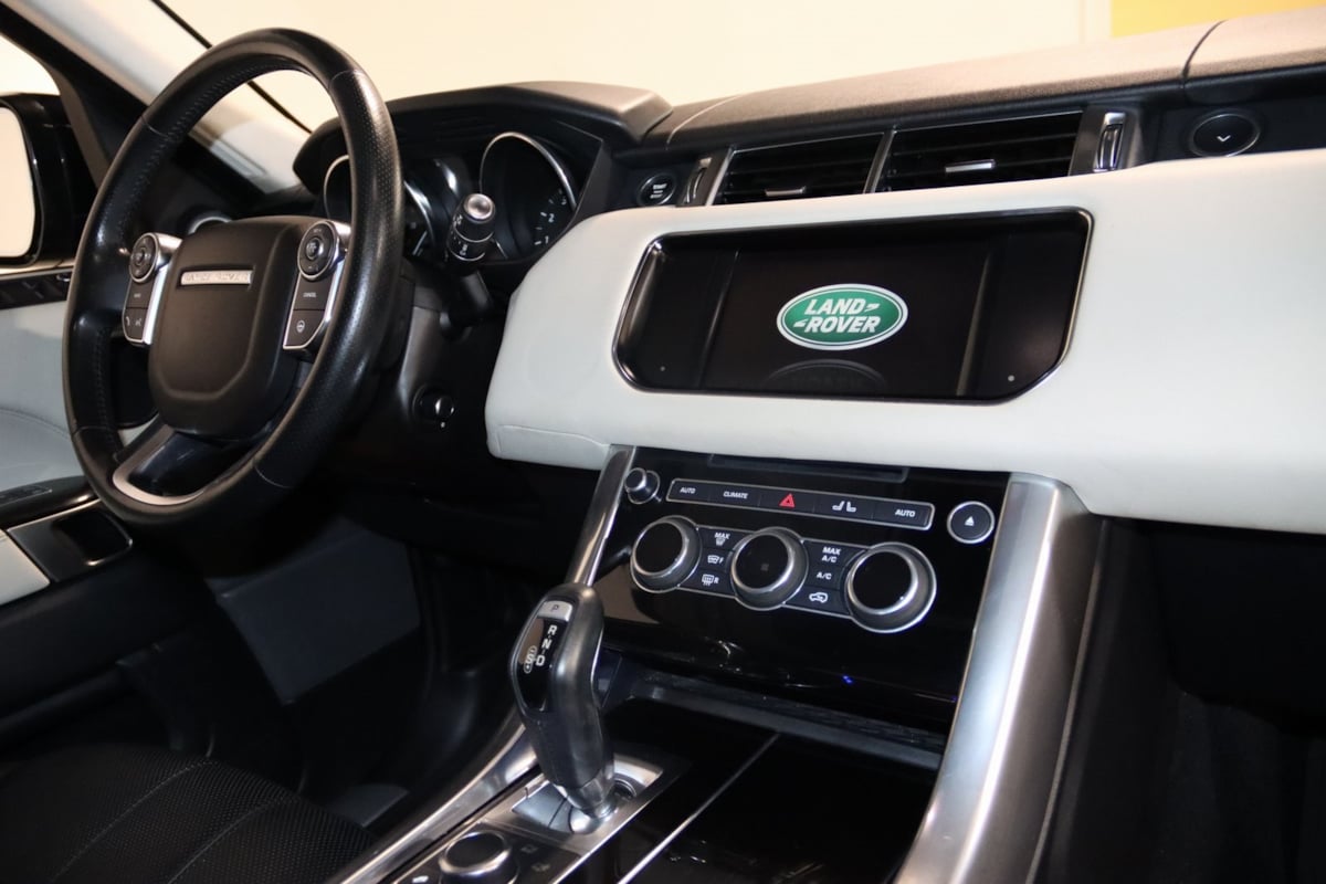2016 Land Rover Range Rover Sport HSE photo 50