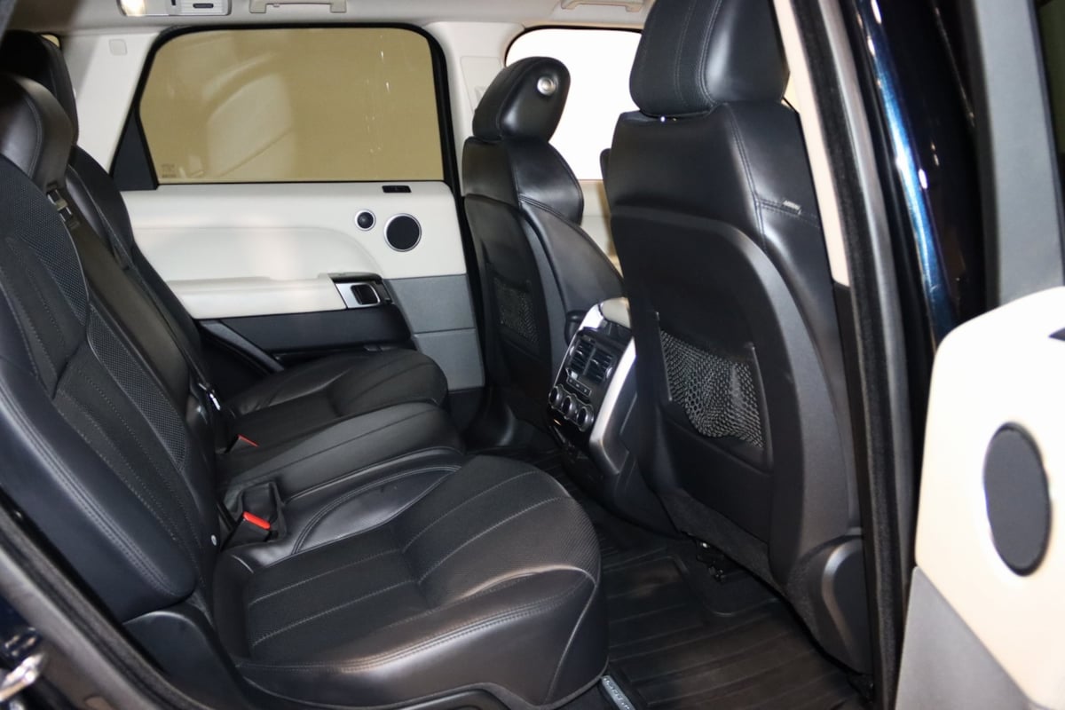 2016 Land Rover Range Rover Sport HSE photo 52