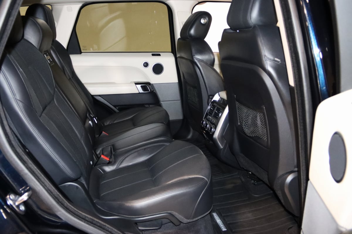 2016 Land Rover Range Rover Sport HSE photo 53