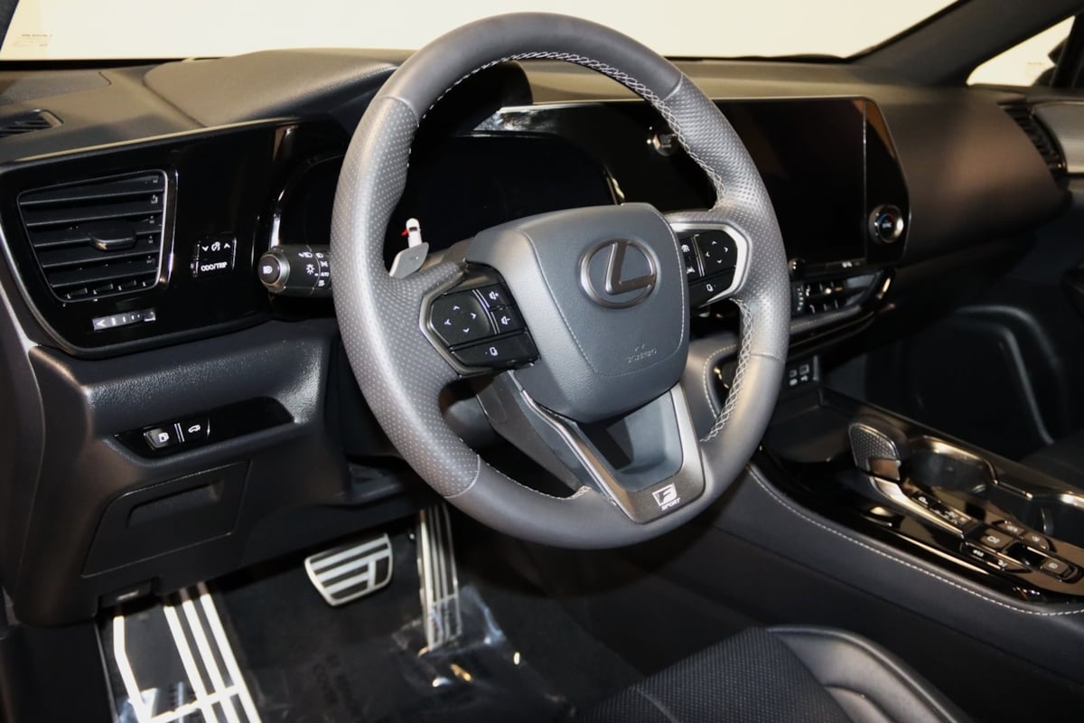 2022 Lexus NX 350 F SPORT Handling AWD photo 26