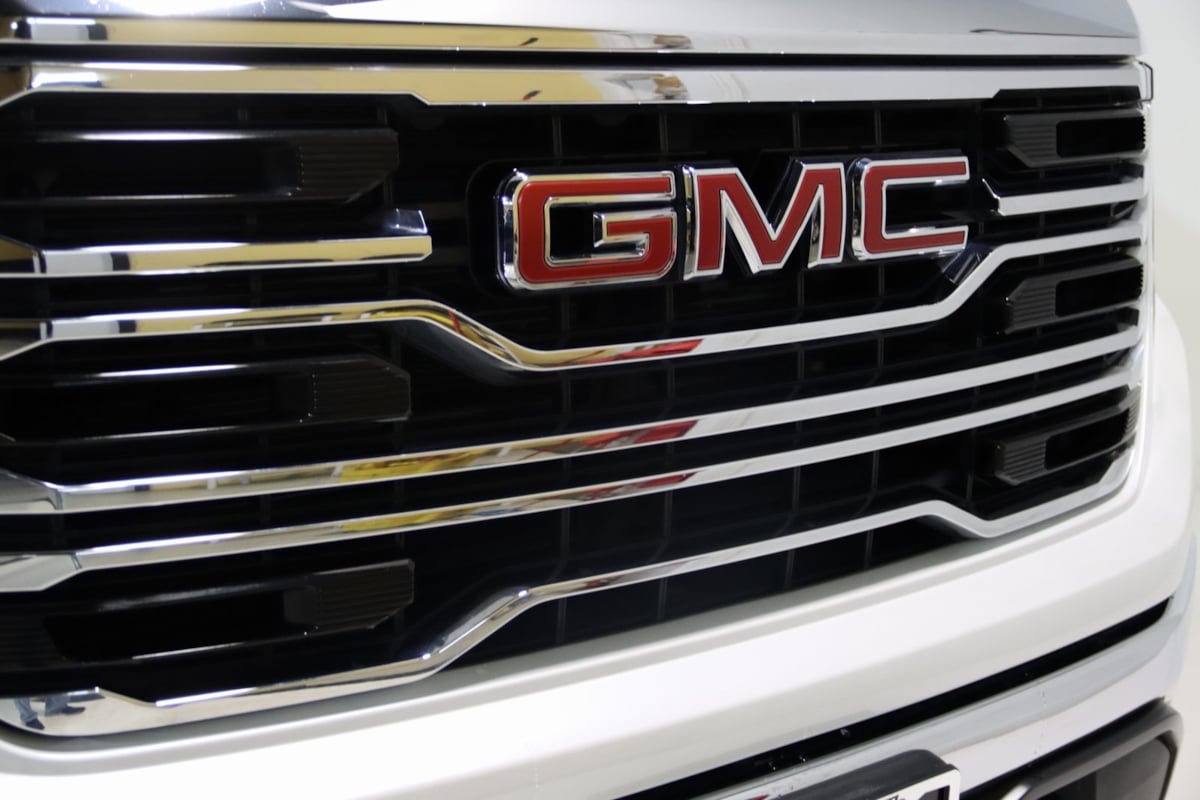 2022 Gmc Sierra 1500 SLT photo 23