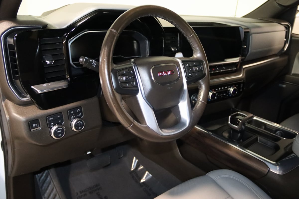 2022 Gmc Sierra 1500 SLT photo 35
