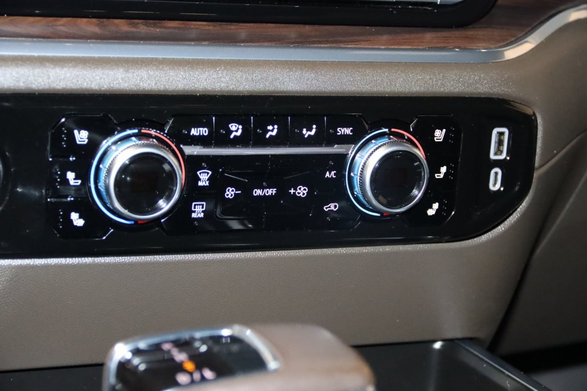 2022 Gmc Sierra 1500 SLT photo 41