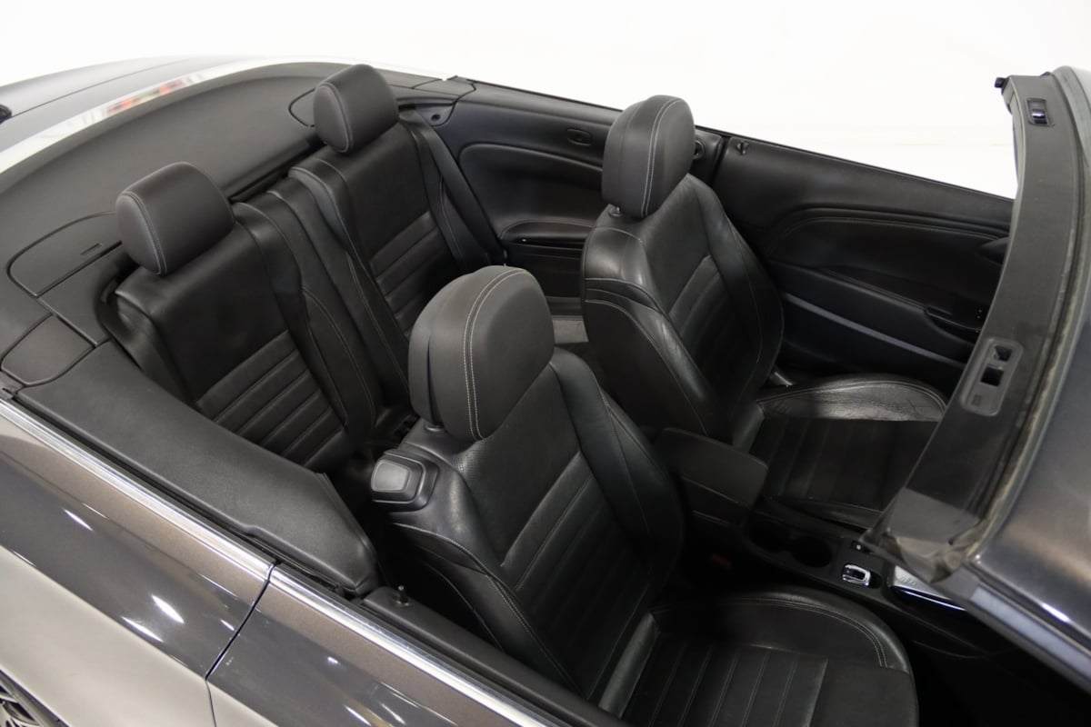 2016 Buick Cascada Premium photo 7