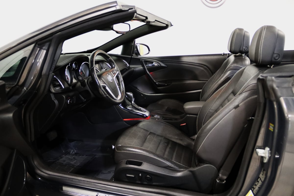 2016 Buick Cascada Premium photo 32