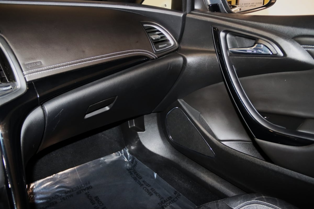 2016 Buick Cascada Premium photo 43