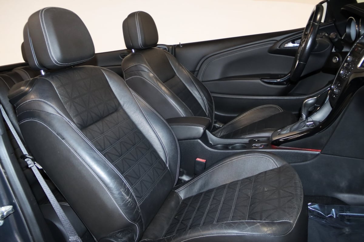 2016 Buick Cascada Premium photo 47