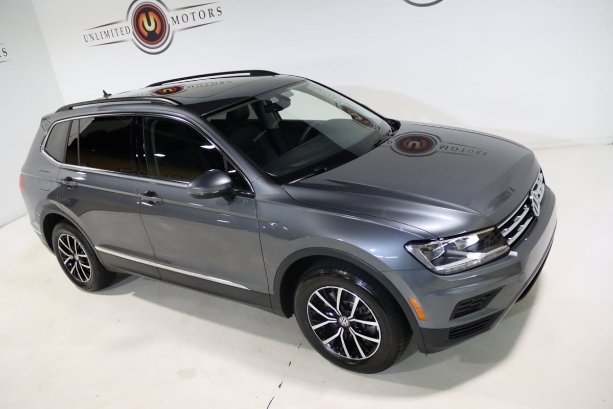 2021 Volkswagen Tiguan SE photo 3