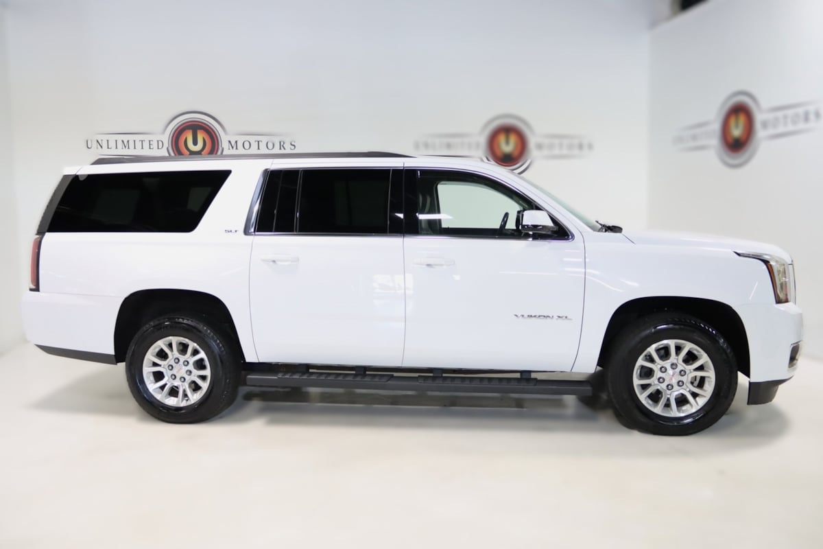2019 Gmc Yukon XL SLT photo 2