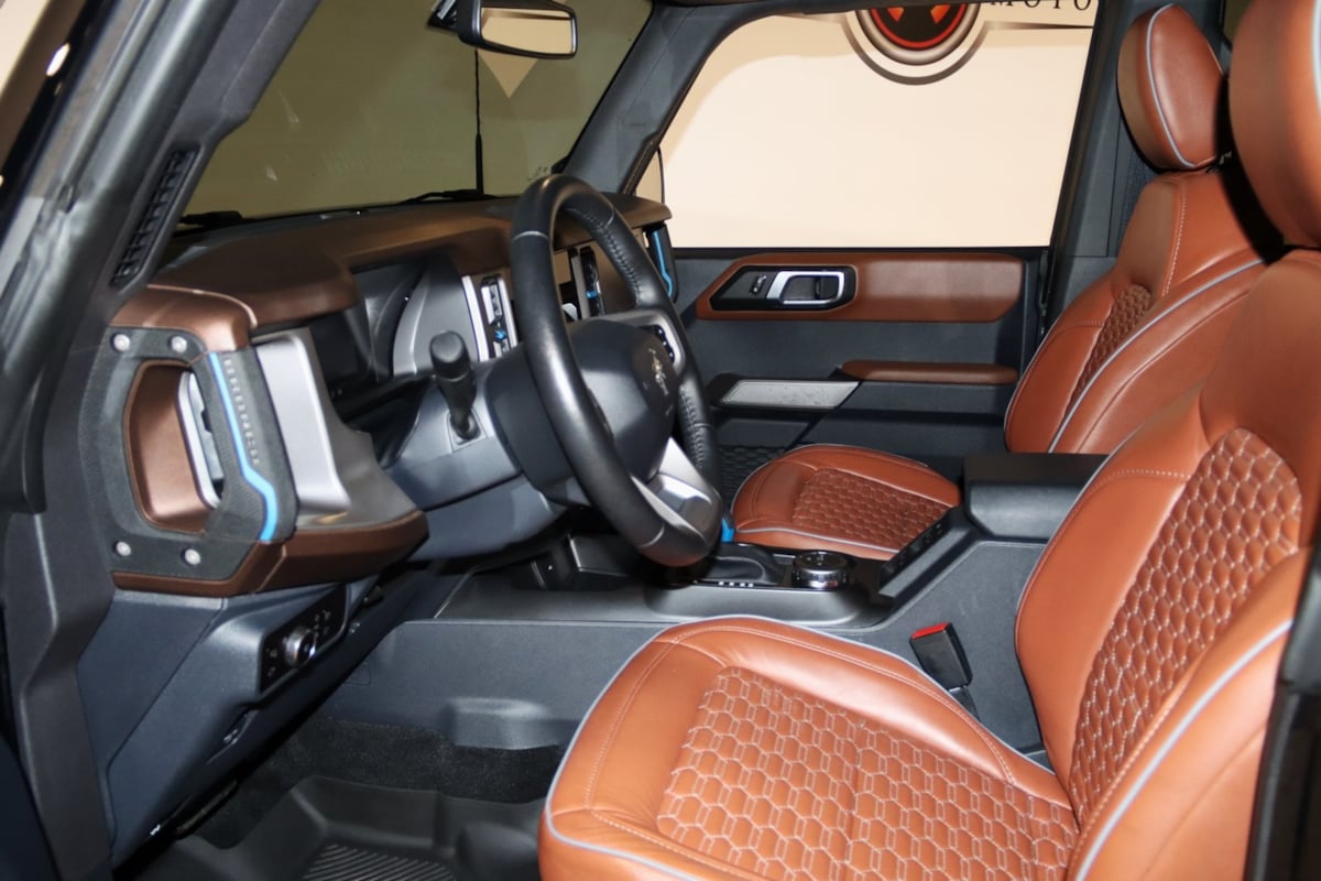 2023 Ford Bronco Outer Banks photo 24