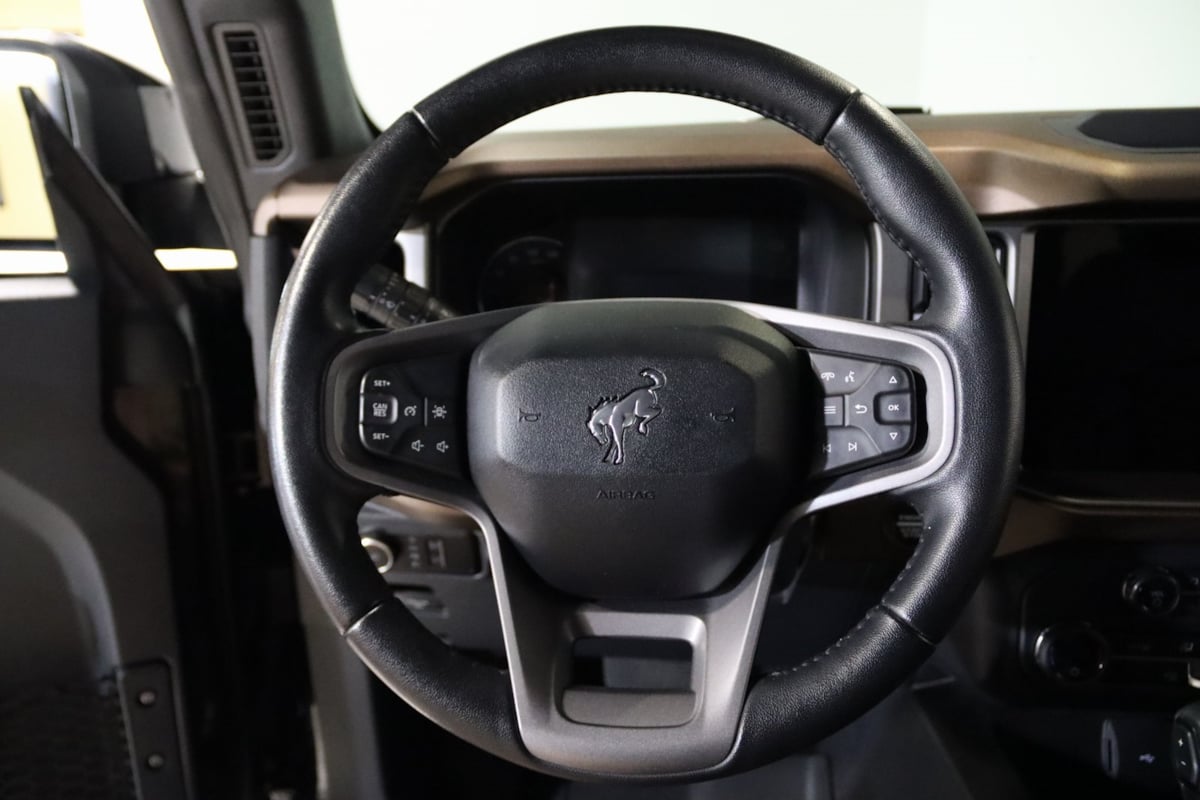 2023 Ford Bronco Outer Banks photo 29
