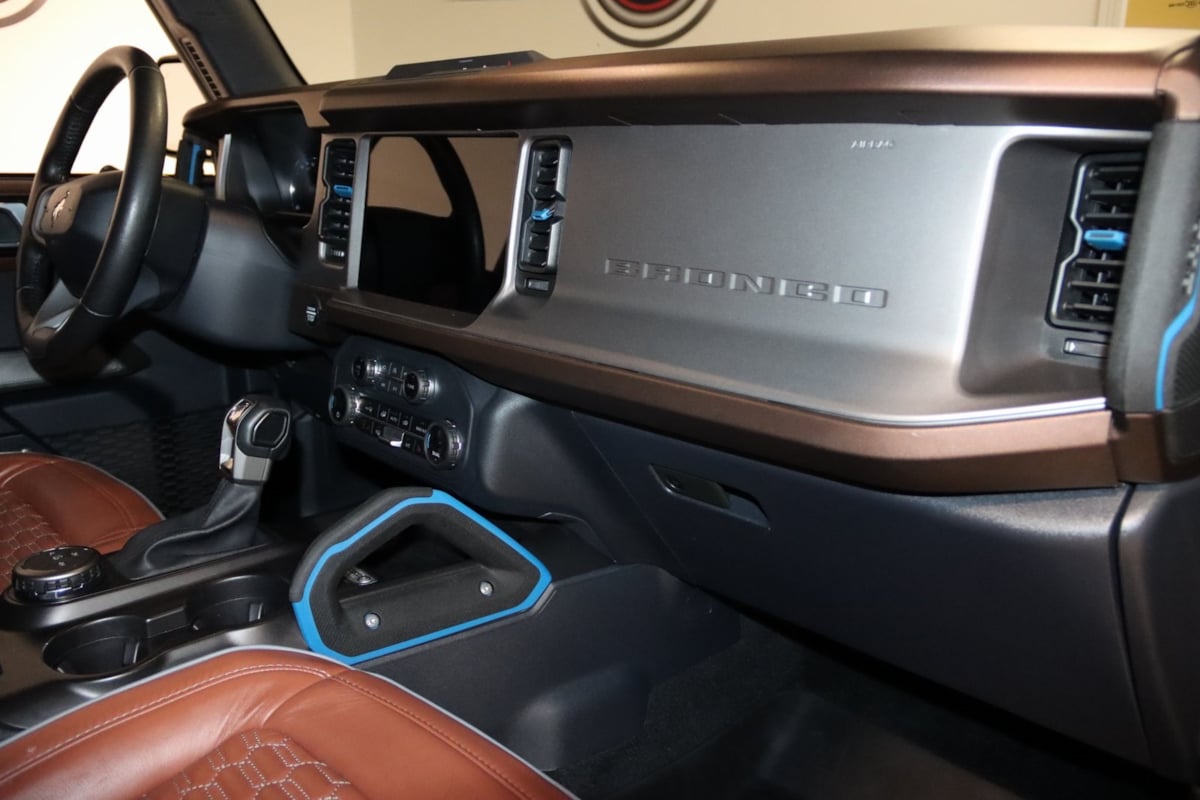 2023 Ford Bronco Outer Banks photo 45