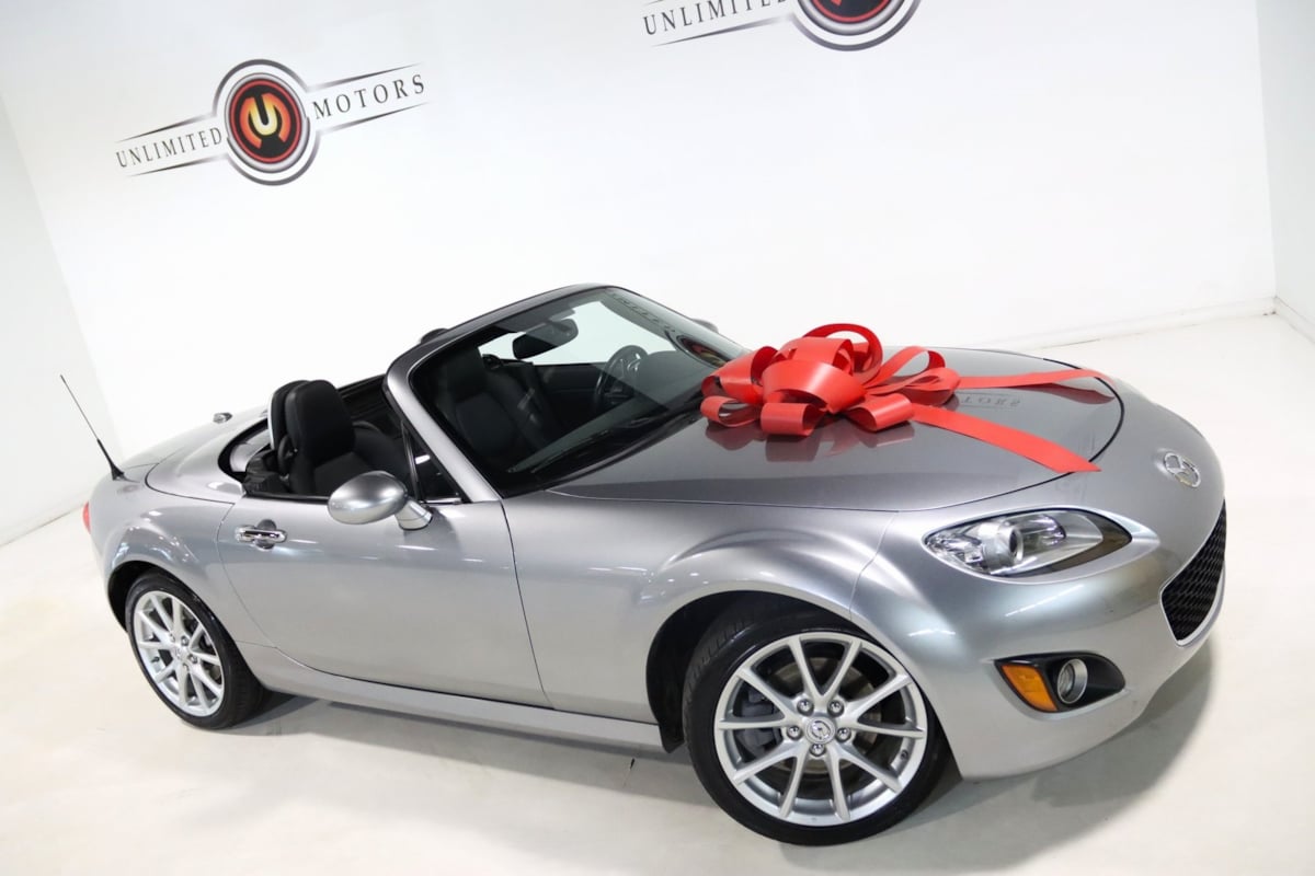 2011 Mazda MX-5 Miata Miata Grand Touring photo 2