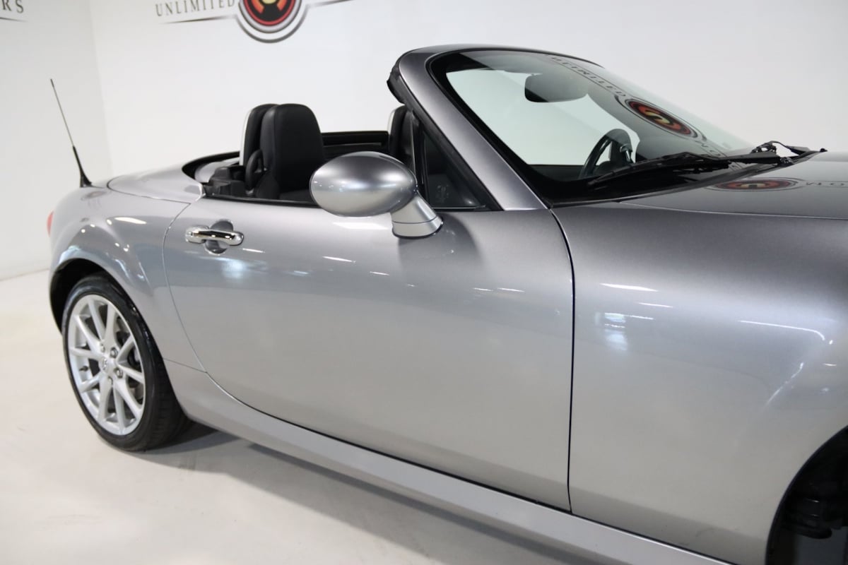 2011 Mazda MX-5 Miata Miata Grand Touring photo 5
