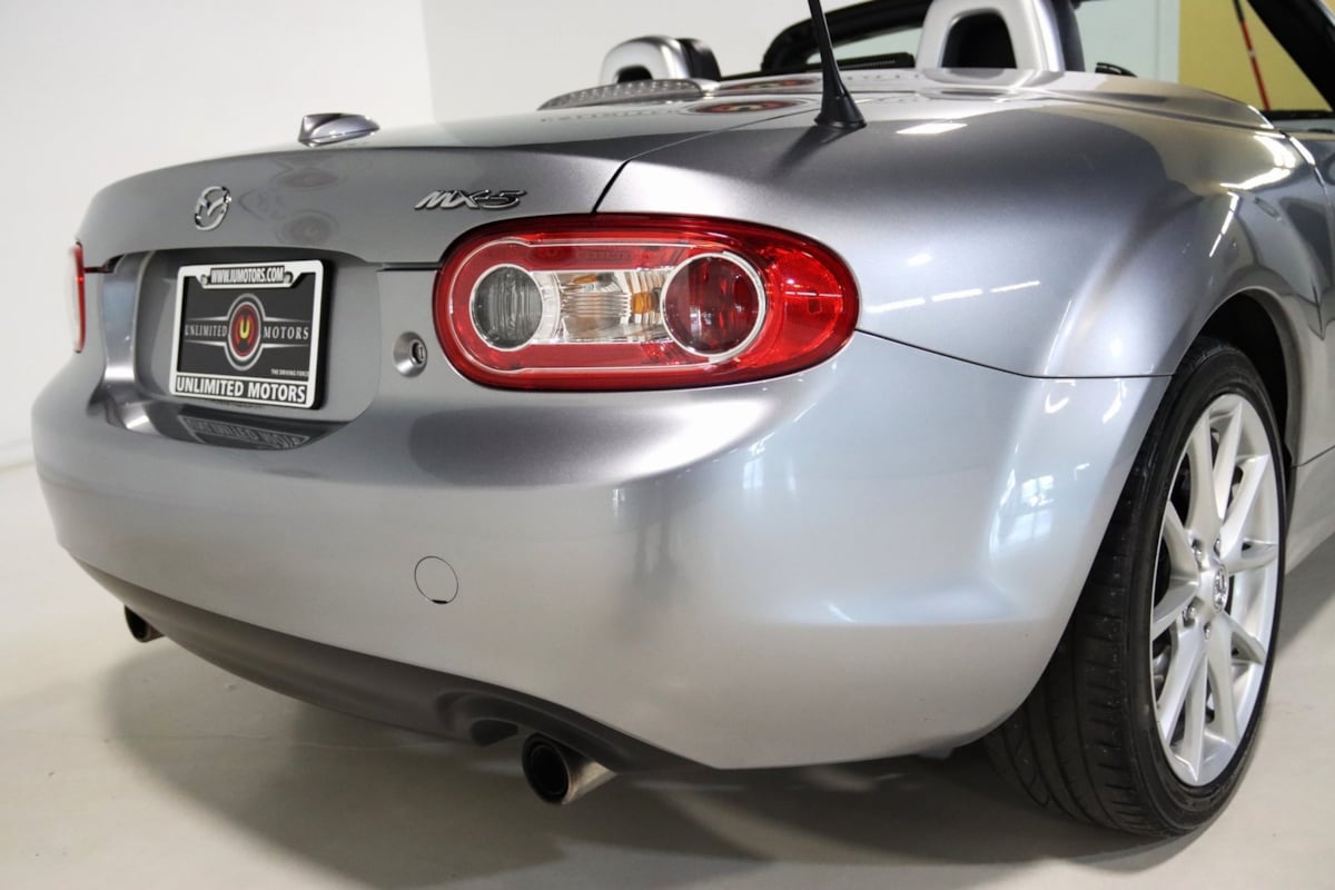 2011 Mazda MX-5 Miata Miata Grand Touring photo 8
