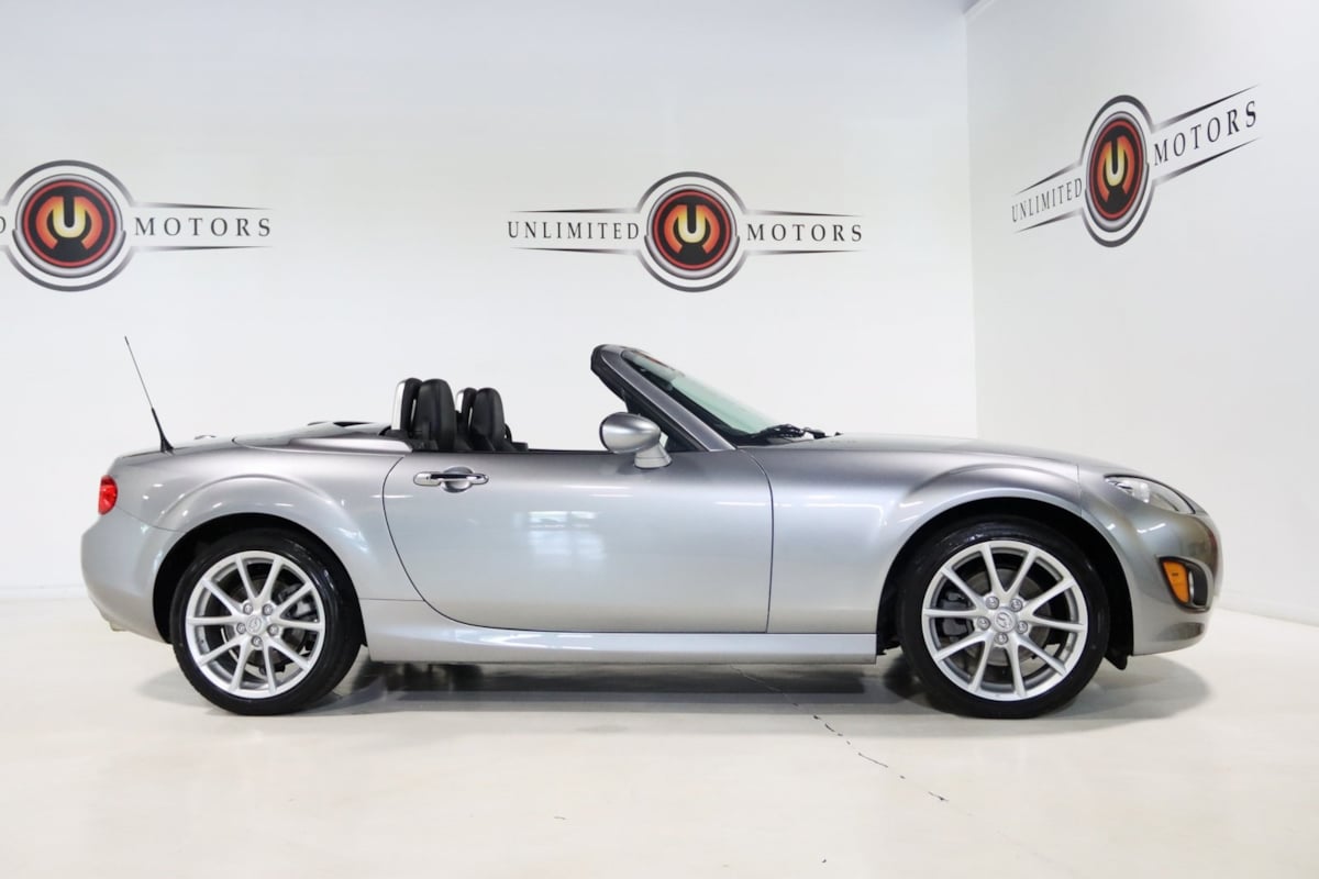 2011 Mazda MX-5 Miata Miata Grand Touring photo 9