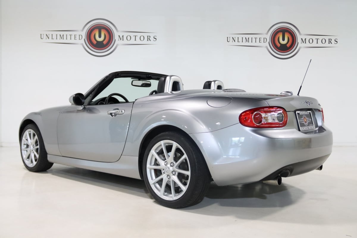 2011 Mazda MX-5 Miata Miata Grand Touring photo 11