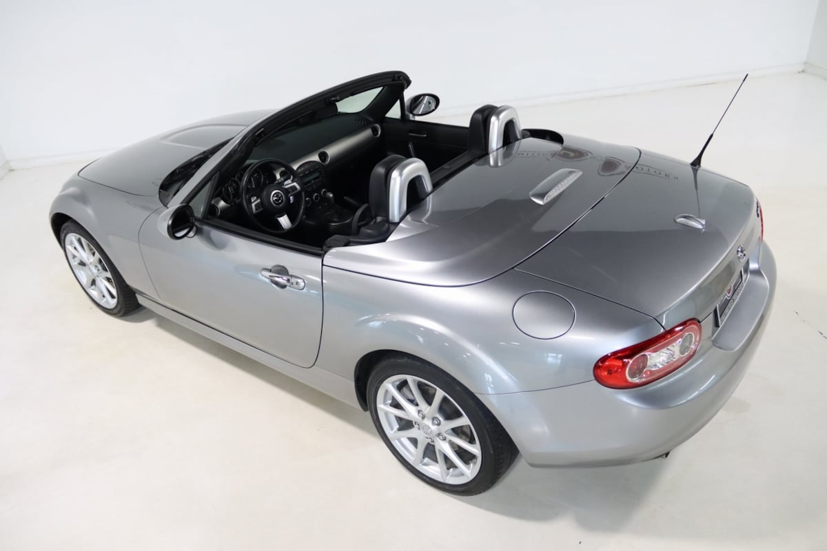 2011 Mazda MX-5 Miata Miata Grand Touring photo 19