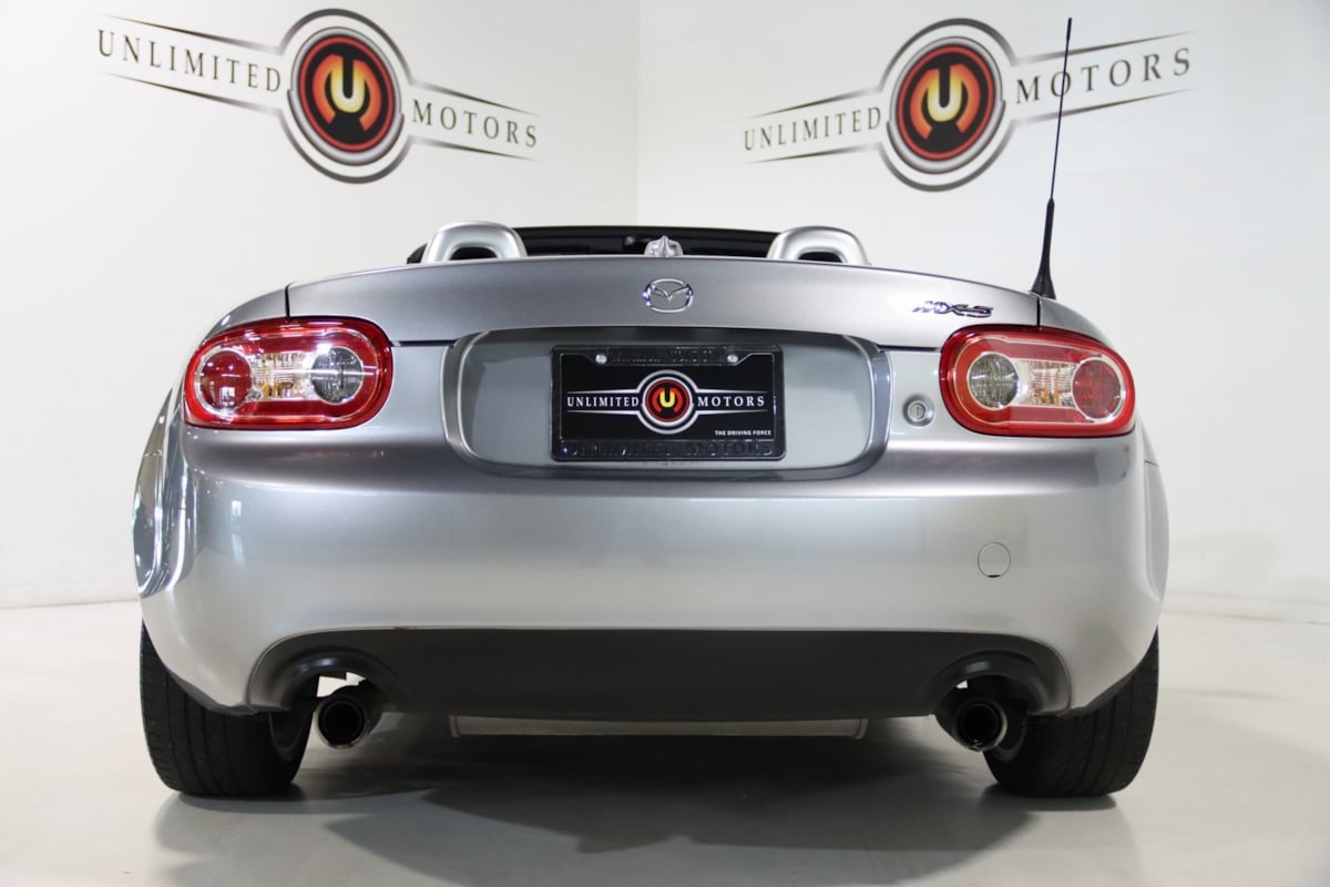 2011 Mazda MX-5 Miata Miata Grand Touring photo 25