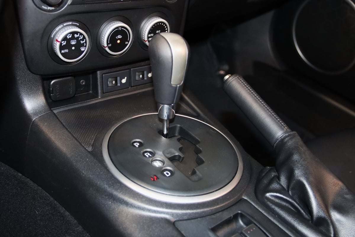 2011 Mazda MX-5 Miata Miata Grand Touring photo 40