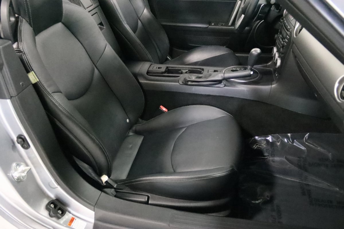 2011 Mazda MX-5 Miata Miata Grand Touring photo 45