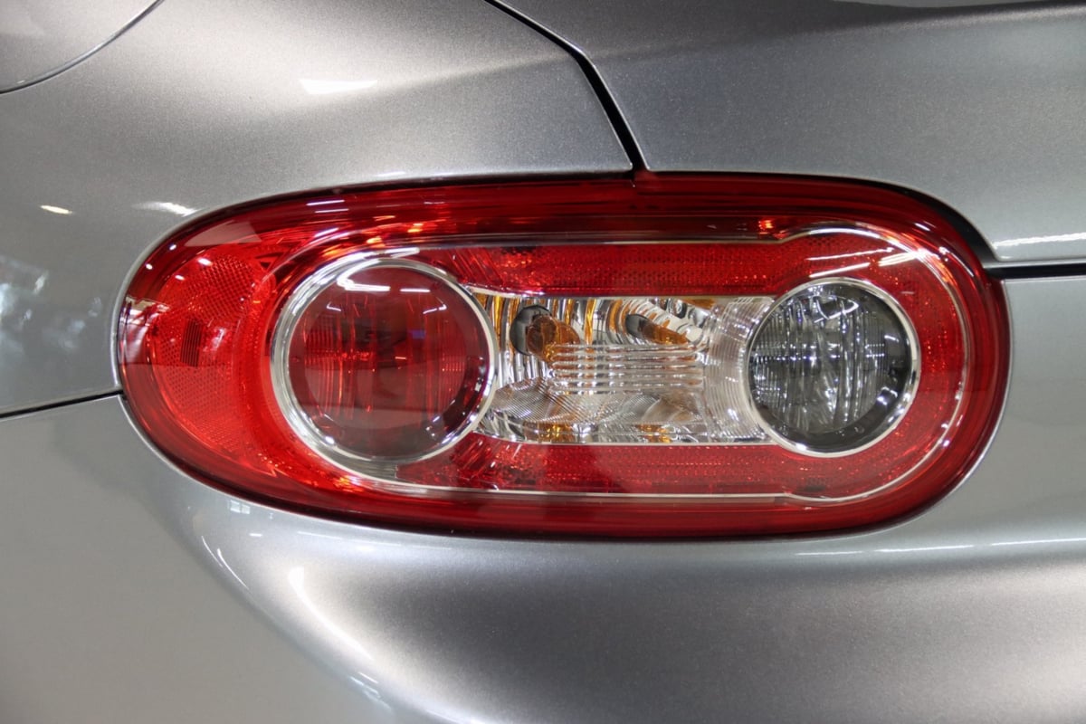 2011 Mazda MX-5 Miata Miata Grand Touring photo 55