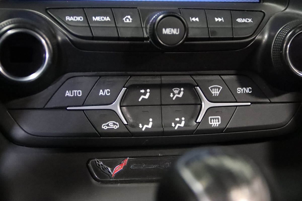 2014 Chevrolet Corvette Stingray Z51 1LT photo 46