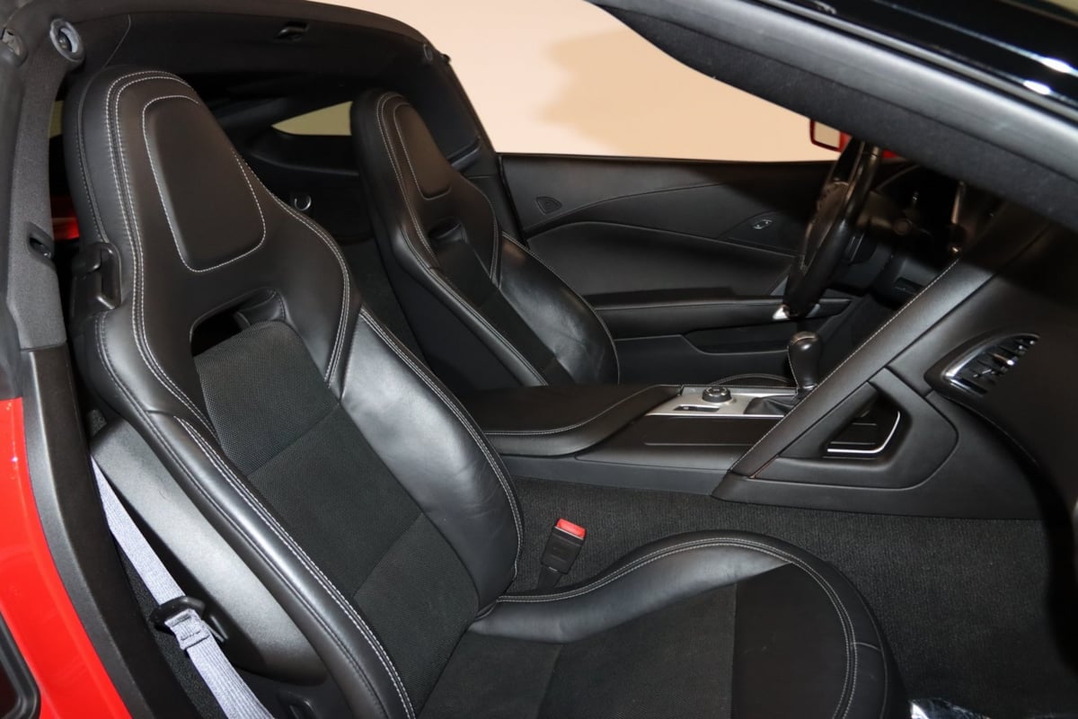 2014 Chevrolet Corvette Stingray Z51 1LT photo 51